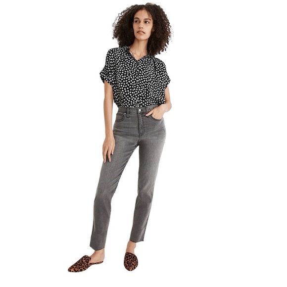 MADEWELL Stovepipe Jeans in Cement Wash: Raw-Hem Edition - Picture 2 of 15